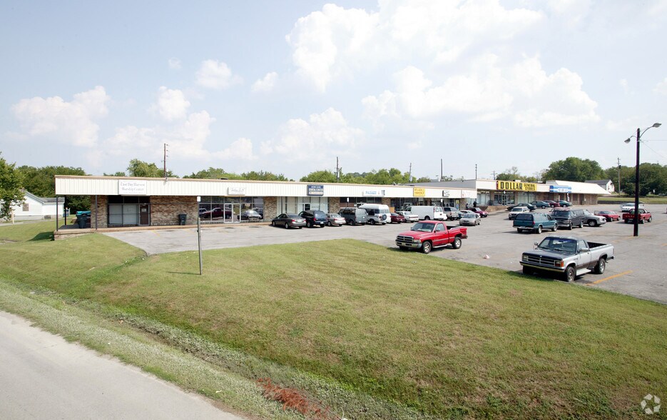 3061 Brick Church Pike, Nashville, TN à louer - Photo de l’immeuble – Image 2 sur 6