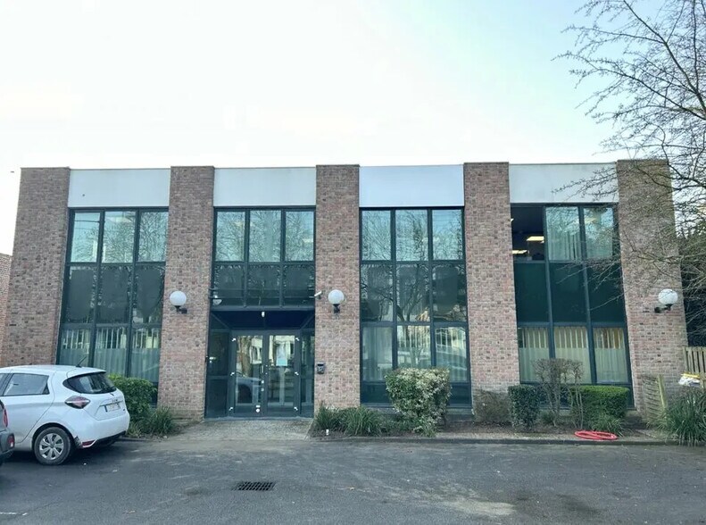 Bureau dans Wasquehal à louer - Photo de l’immeuble – Image 1 sur 5