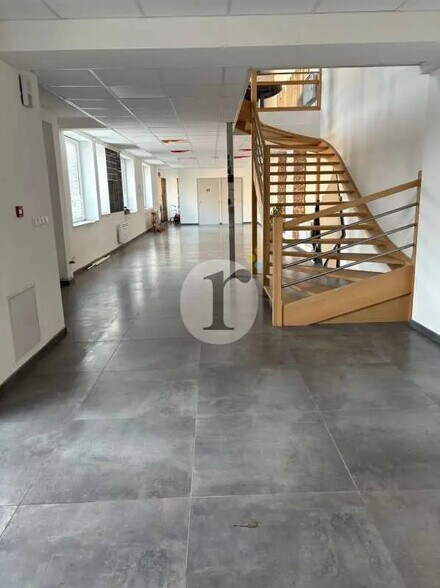 Local commercial dans Marcq-en-Baroeul à louer - Photo de l’immeuble – Image 1 sur 5