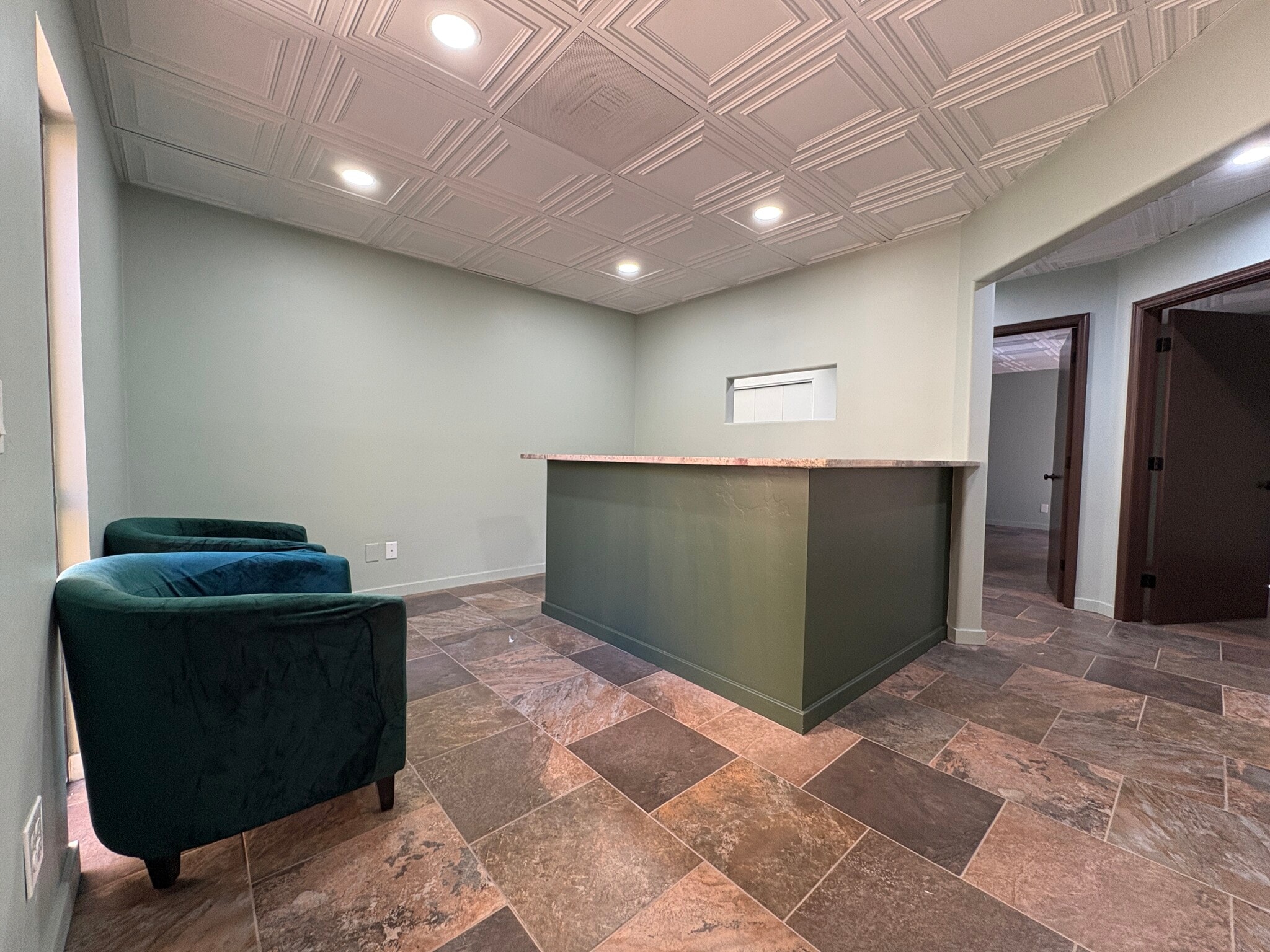 6137 E Grant Rd, Tucson, AZ à louer Photo intérieure– Image 1 sur 3