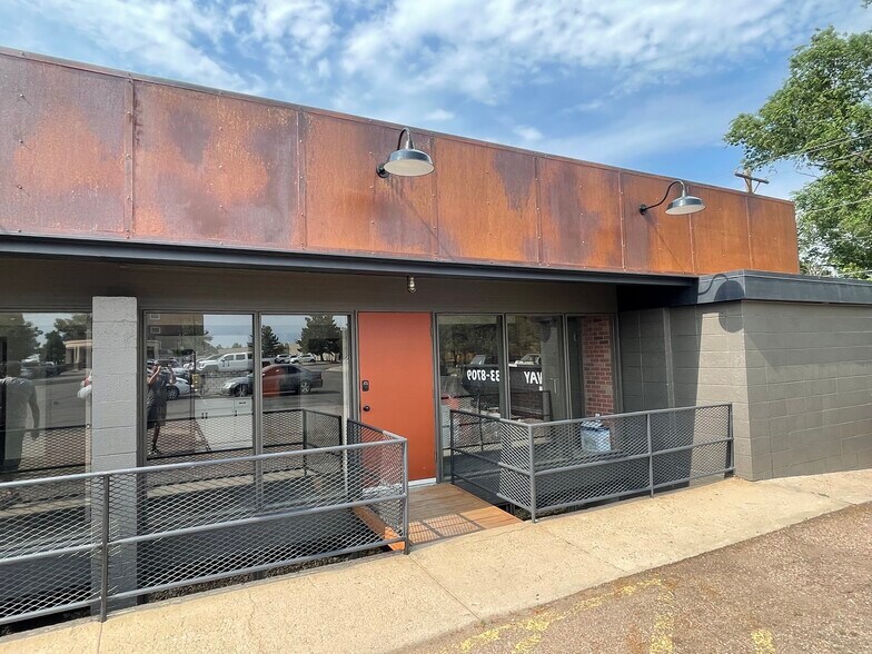 115 N Parkside Dr, Colorado Springs, CO à louer - Photo de l’immeuble – Image 1 sur 5