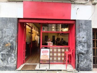 Plus de détails pour Local commercial à louer