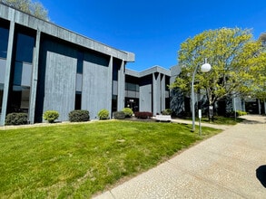 1173 Pittsford Victor Rd, Pittsford, NY à louer Photo intérieure– Image 1 sur 4