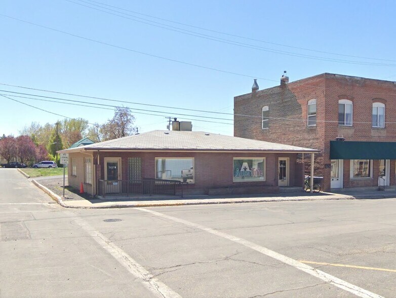 405 N 1st St, Lakeview, OR à vendre - Photo de l’immeuble – Image 2 sur 2
