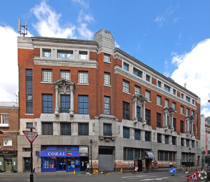 24-26 Russell St, Londres à louer - Photo principale – Image 1 sur 3