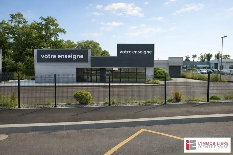 Local commercial dans La Mézière à vendre Photo de l’immeuble– Image 1 sur 2