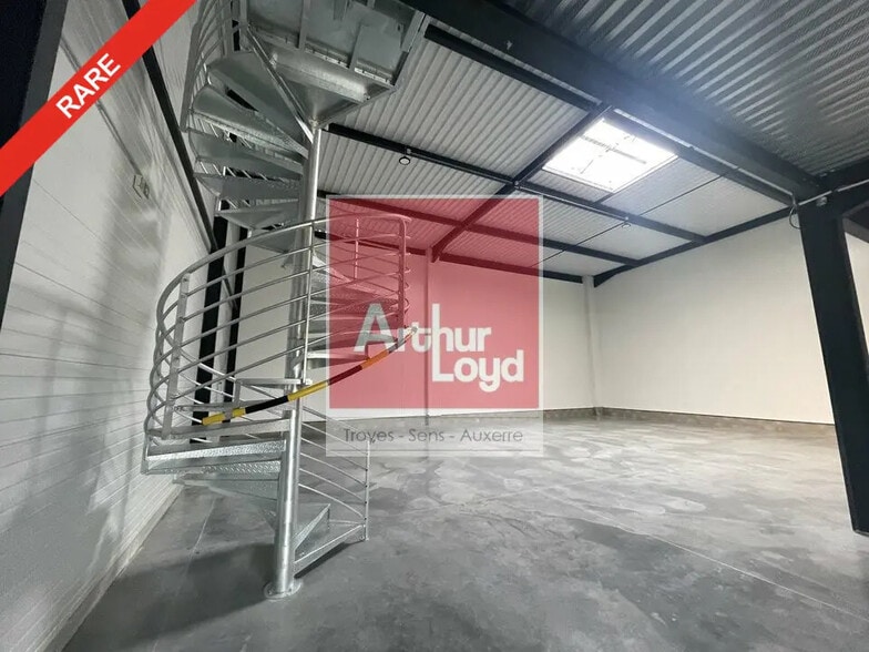 Industriel/Logistique dans Auxerre à louer - Photo intérieure – Image 3 sur 6