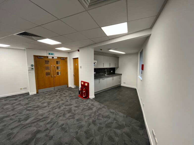 1 St Swithin Row, Aberdeen à louer - Photo de l’immeuble – Image 3 sur 6