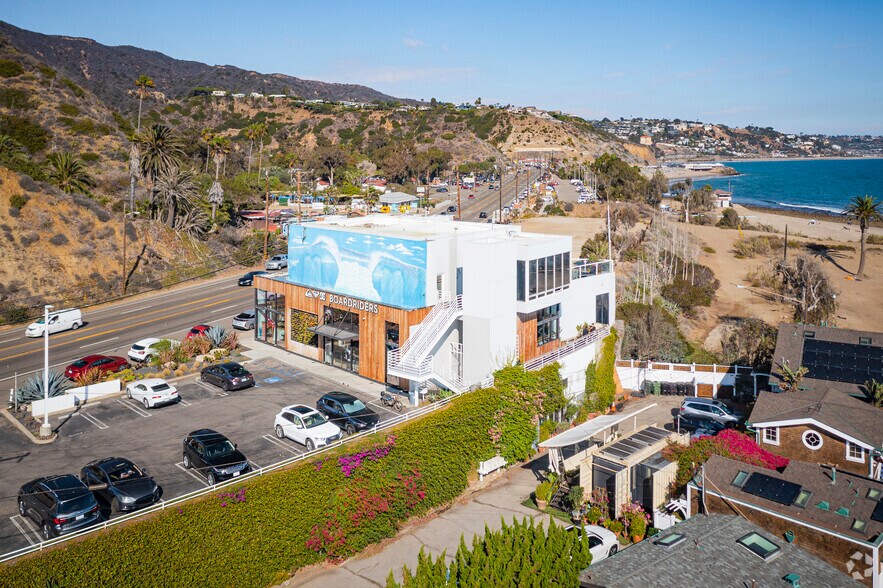 18820 Pacific Coast Hwy, Malibu, CA à louer - Photo de l’immeuble – Image 3 sur 11