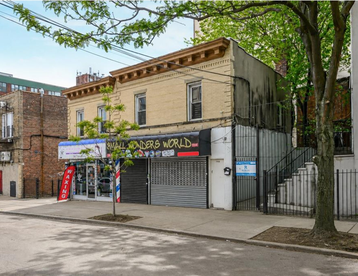 704-706 E 183rd St, Bronx, NY à vendre Photo de l’immeuble– Image 1 sur 21