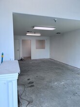 33490-33492 Oak Glen Rd, Yucaipa, CA à louer Photo intérieure– Image 2 sur 2