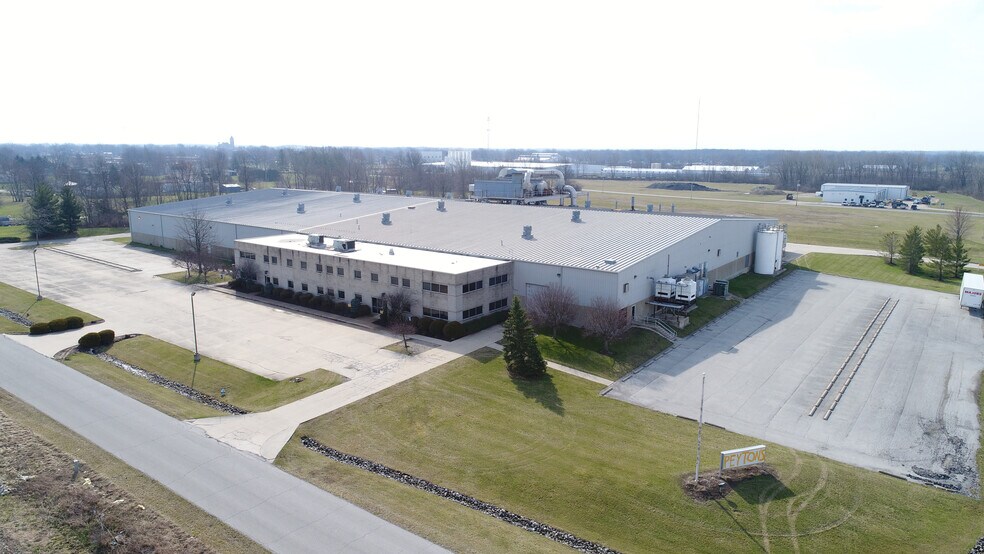 1615 W McDonald St, Hartford City, IN à vendre - Photo principale – Image 1 sur 14