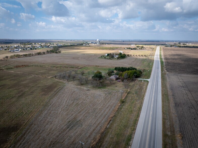 4100 County Road 101, Taylor, TX à vendre - Photo de l’immeuble – Image 2 sur 17