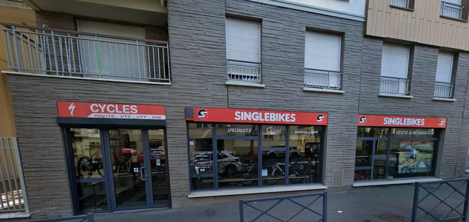 Local commercial dans Nogent-sur-Marne à louer Photo de l’immeuble– Image 1 sur 4