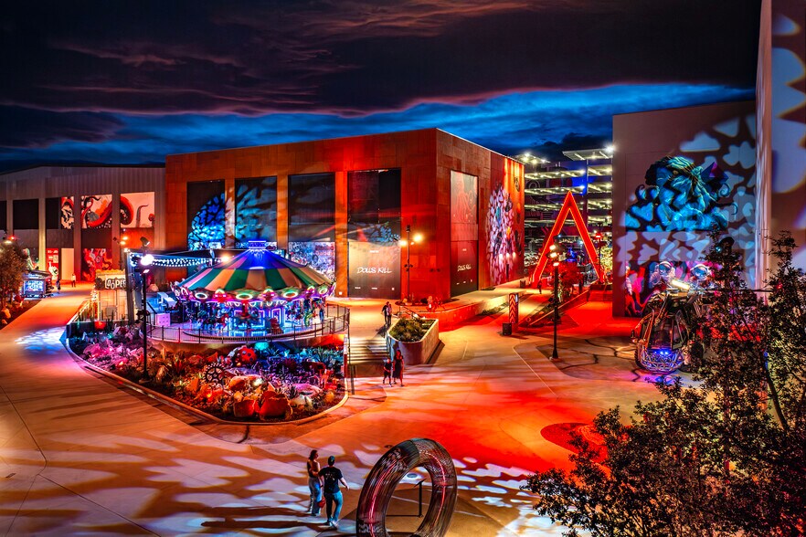 AREA15- Sirius Ave, Las Vegas, NV à louer - Photo de l’immeuble – Image 3 sur 9