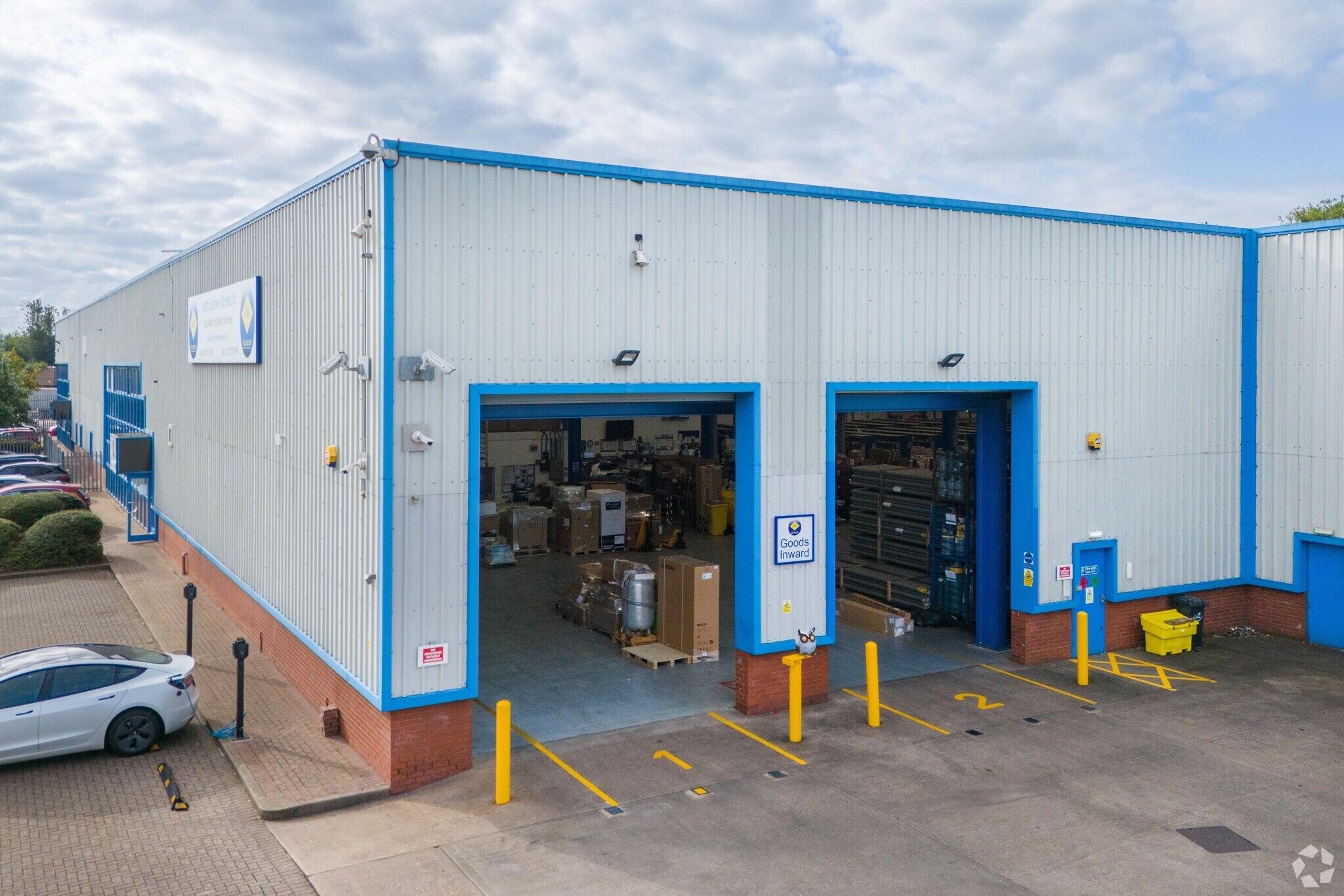 Bevan Way, Smethwick à louer Photo principale– Image 1 sur 14