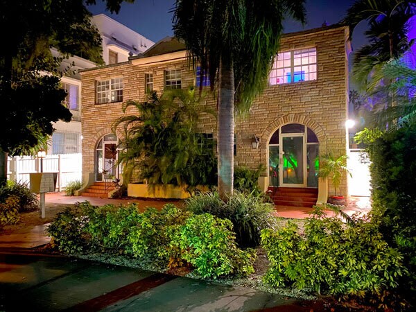 828 Pennsylvania Ave, Miami Beach, FL à vendre Photo principale– Image 1 sur 22