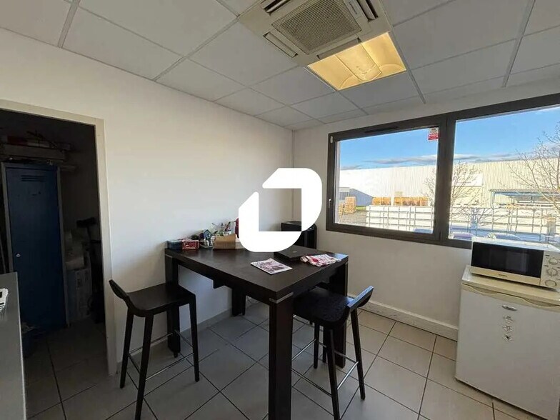 Bureau dans Limas à vendre - Photo de l’immeuble – Image 3 sur 8
