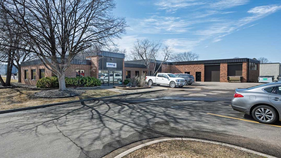 14800 Martin Dr, Eden Prairie, MN à vendre Photo principale– Image 1 sur 19