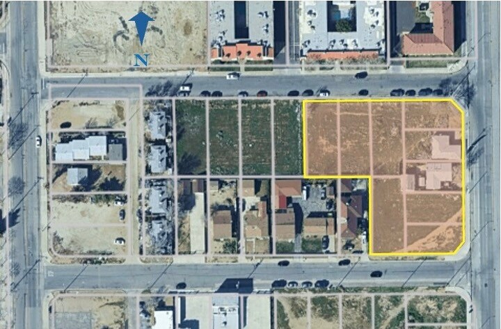38543 10th St E, Palmdale, CA à vendre - Photo de l’immeuble – Image 2 sur 13