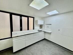 7 Rue Violet, Paris à louer Photo intérieure– Image 2 sur 4