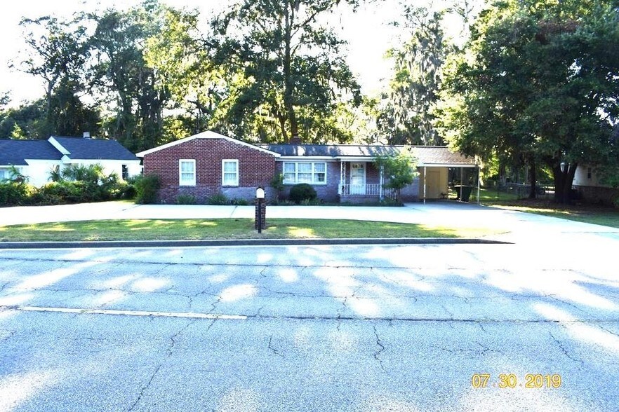 10407 White Bluff Rd, Savannah, GA à louer - Photo de l’immeuble – Image 2 sur 2