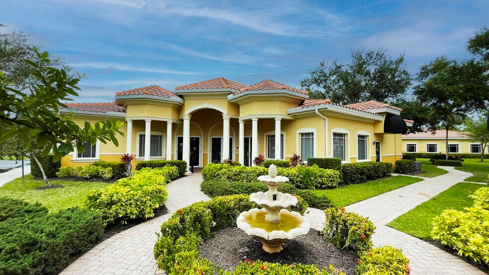 3372 Woods Edge Cir, Bonita Springs, FL à vendre - Photo de l’immeuble – Image 3 sur 6