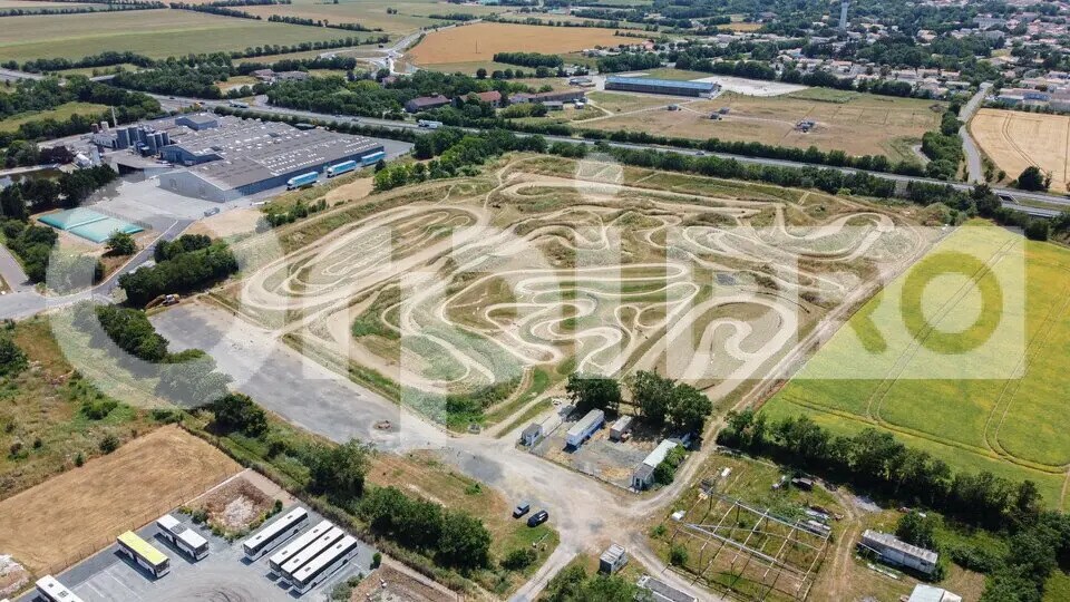 Terrain dans Saint-Sauveur-d'Aunis à vendre - Aérien – Image 2 sur 13