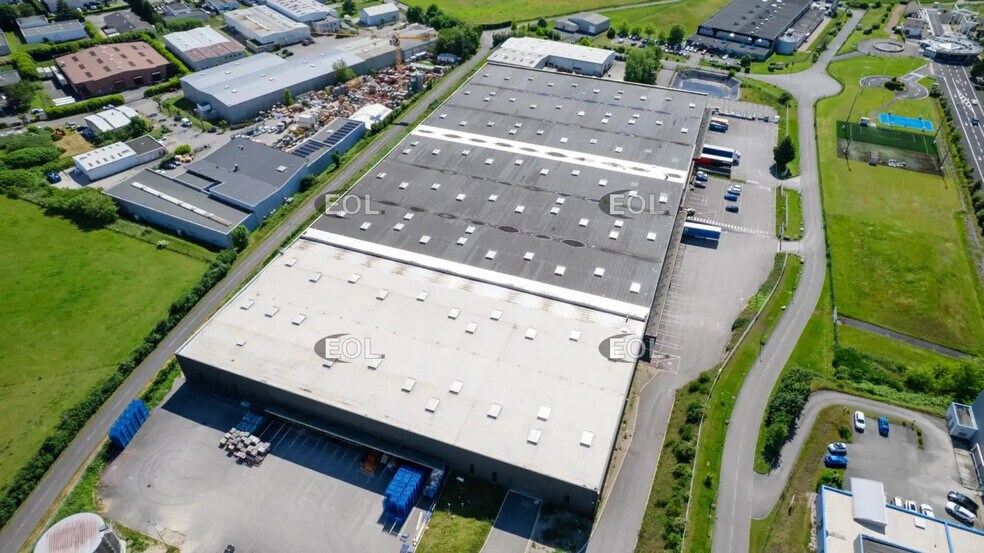 Industriel/Logistique dans Bressolles à louer - Aérien – Image 1 sur 10