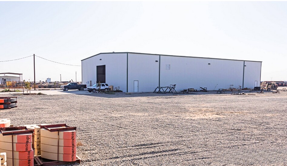 13547 BV Lake Ct, Bakersfield, CA à vendre - Photo de l’immeuble – Image 3 sur 16