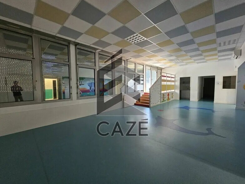 Bureau dans Bordeaux à louer - Photo de l’immeuble – Image 2 sur 3