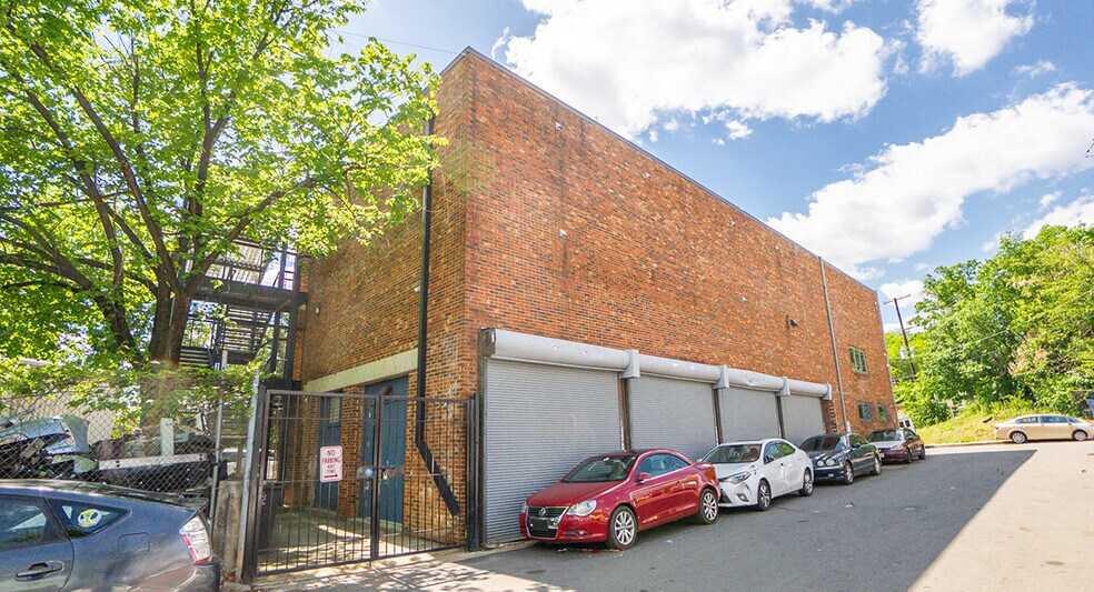 1800 Montana Ave NE, Washington, DC à vendre - Photo de l’immeuble – Image 3 sur 9