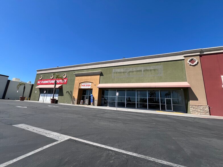 2601 S H St, Bakersfield, CA à louer - Photo de l’immeuble – Image 2 sur 5