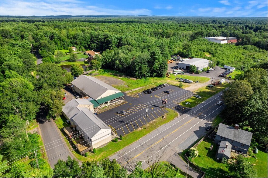 313 Route 125, Brentwood, NH à louer - Photo de l’immeuble – Image 2 sur 47