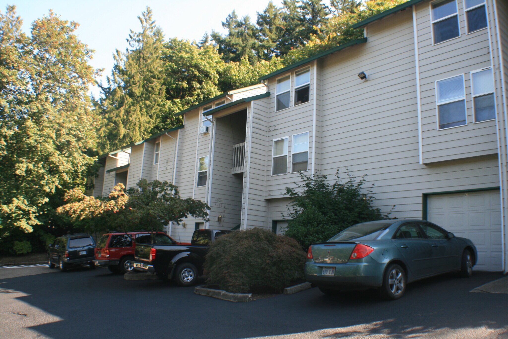 4004-4050 SW Beaverton Hillsdale Hwy, Portland, OR à vendre Photo principale– Image 1 sur 16