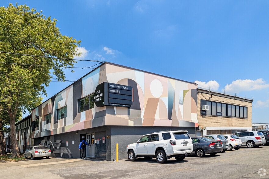 154 Morgan Ave, Brooklyn, NY à louer - Photo principale – Image 1 sur 9