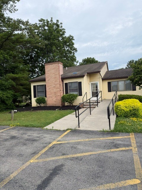 6272 Robinson Rd, Lockport, NY à louer Photo de l’immeuble– Image 1 sur 9
