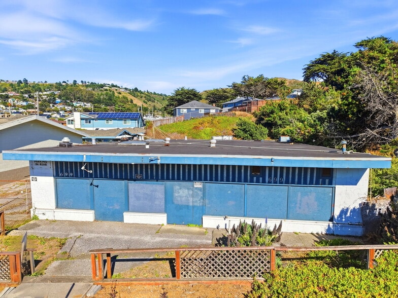 699 Oceana Blvd, Pacifica, CA à vendre - Photo de l’immeuble – Image 1 sur 18