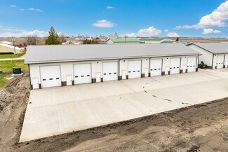 Plus de détails pour 1712 W K Ave, Nevada, IA - Industriel/Logistique à vendre