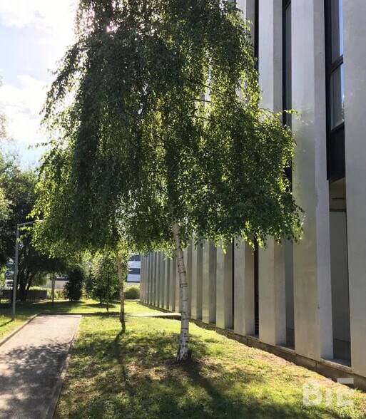 20 28 Allée De Boutaut, Bordeaux à louer - Photo de l’immeuble – Image 2 sur 11