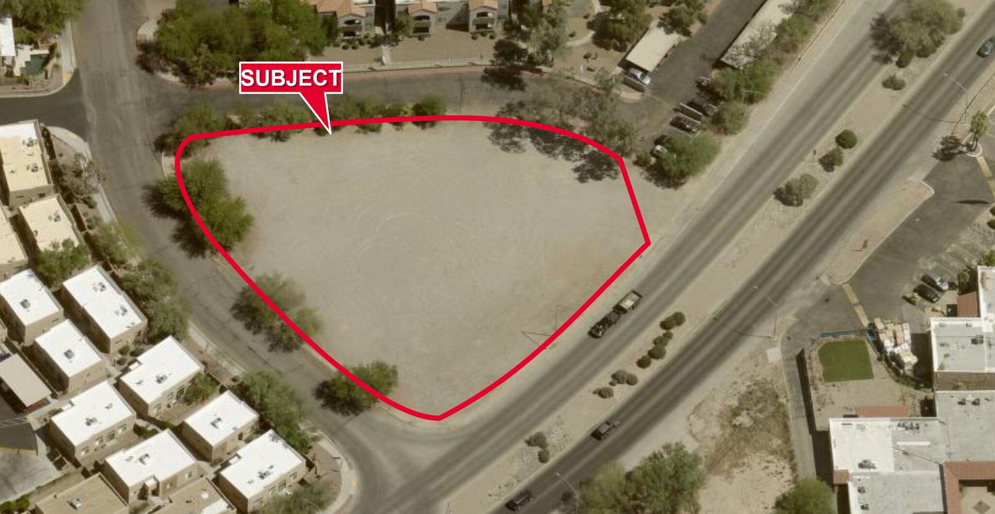 2478 N Desert Links Dr, Tucson, AZ à vendre Photo de l’immeuble– Image 1 sur 8