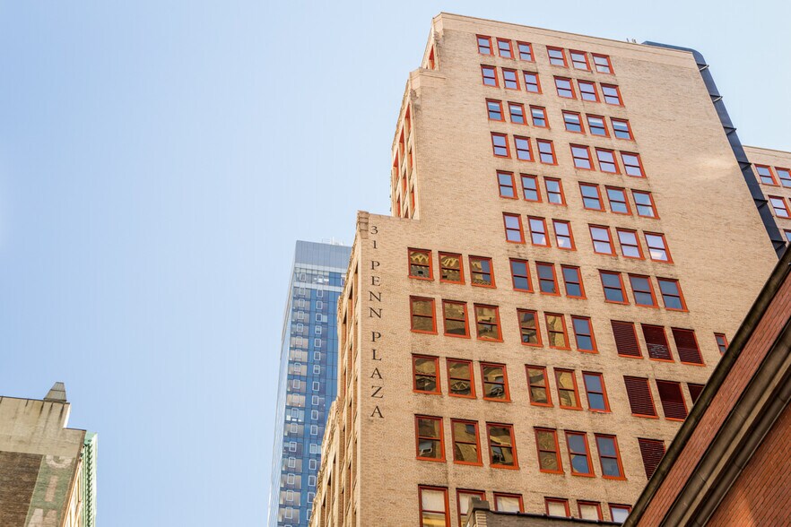 132 W 31st St, New York, NY à louer - Photo de l’immeuble – Image 3 sur 3