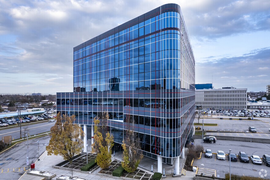 2550 Victoria Park Ave, Toronto, ON à louer - Photo de l’immeuble – Image 2 sur 6