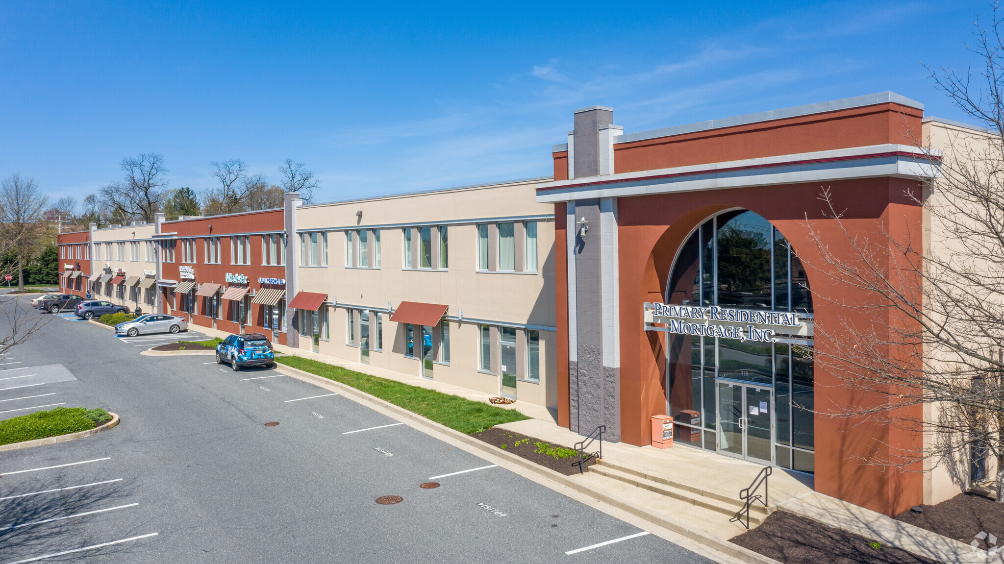 1220 E Joppa Rd, Towson, MD à louer Photo principale– Image 1 sur 4