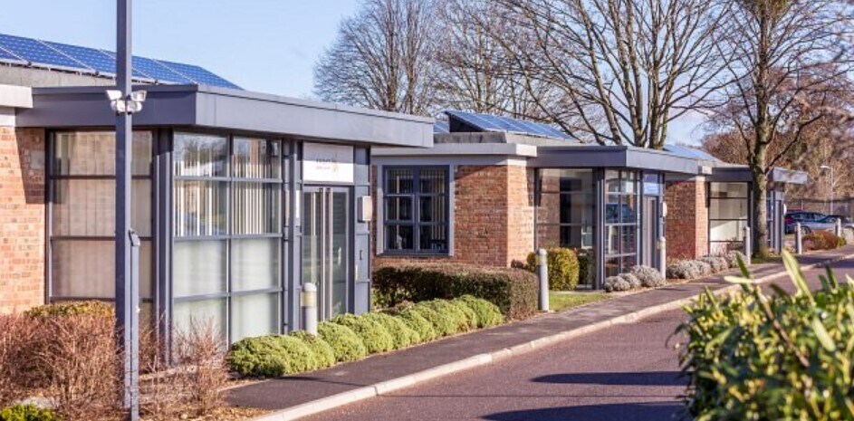 Cheltenham Rd, Gloucester à louer - Photo de l’immeuble – Image 3 sur 4