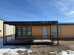 6549 Interstate 35, Valley View, TX à louer Photo de l’immeuble– Image 1 sur 4