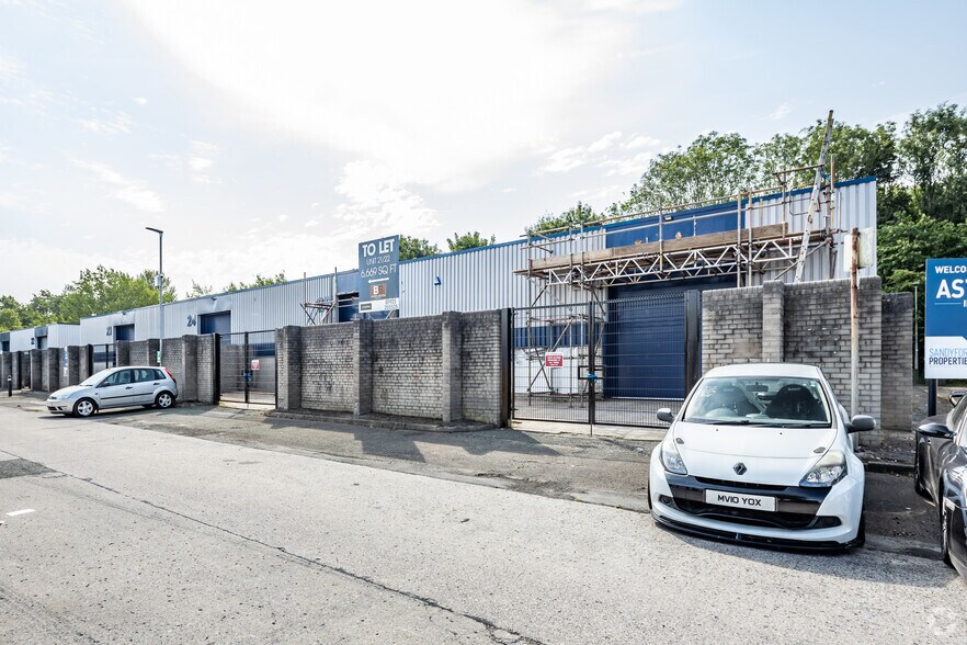Astmoor Industrial Estate, Arkwright Rd, Runcorn à louer - Photo de l’immeuble – Image 2 sur 7