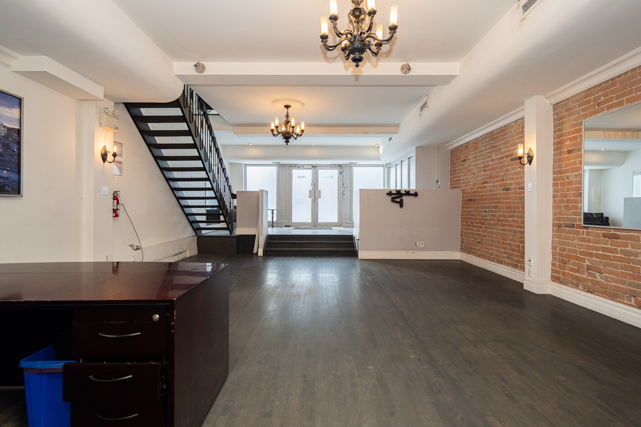 1583 Rue Saint-Hubert, Montréal, QC à vendre Photo intérieure– Image 1 sur 38