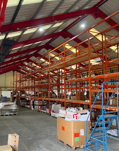 Queensferry Rd, Dunfermline à louer - Photo de l’immeuble – Image 2 sur 3