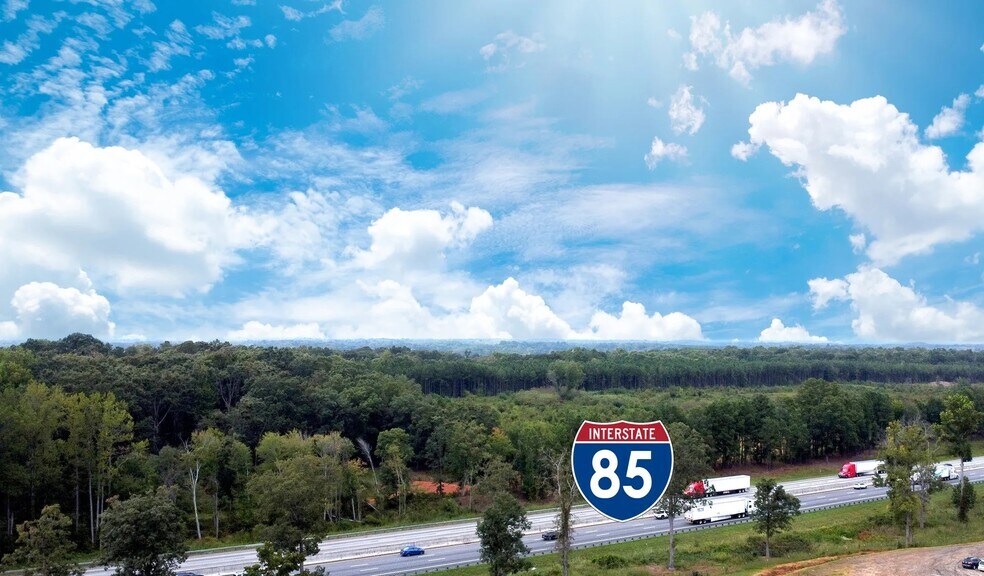 940 Hurricane Creek Rd, Piedmont, SC à vendre - Photo de l’immeuble – Image 2 sur 3